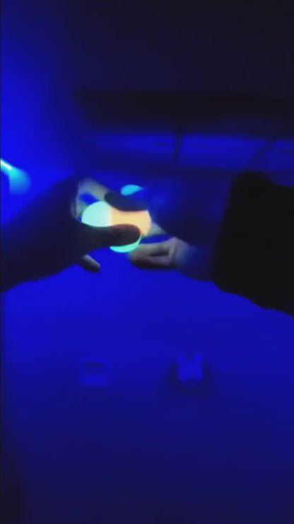 Sticky Glow Balls